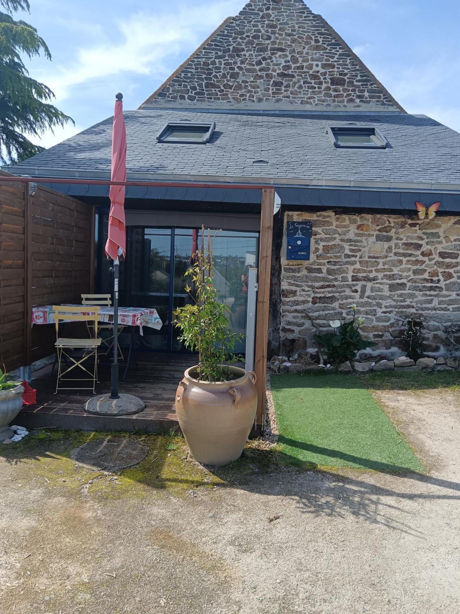 Hotel La Chaumiere En Bellevue Muzillac Exterior foto